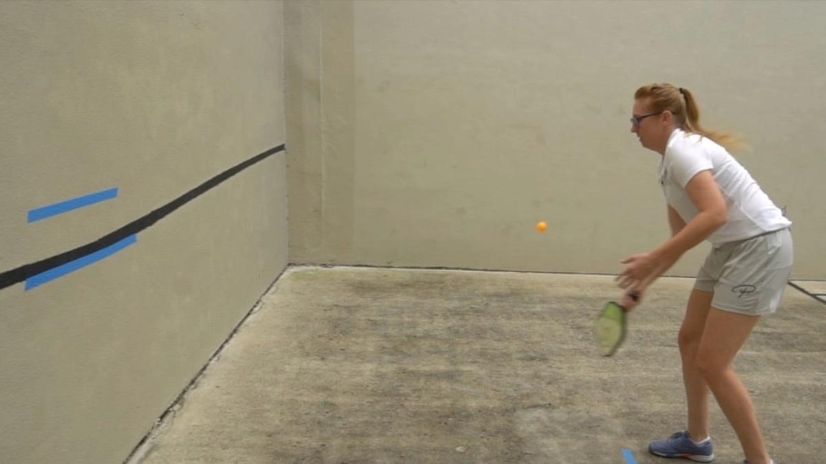 cải thiện kỹ năng Dink chéo sân trong Pickleball một mình