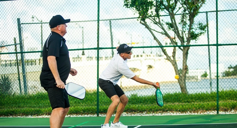 Kỹ thuật lốp bóng trong Pickleball