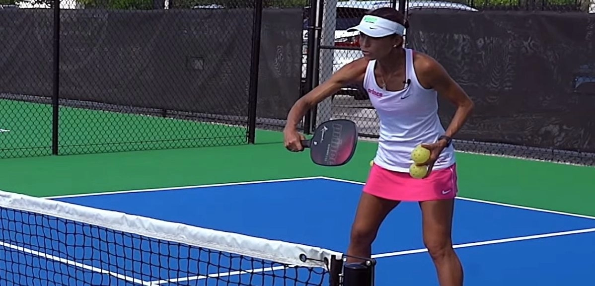 Kỹ thuật Backhand Flick trong Pickleball